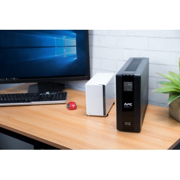  Image of product in real life situation APC_BR1600MI_Workspace