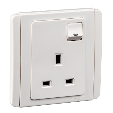 E3015D_EWWW - 13A 3 Pin Switched Socket Outlet with White LED, White