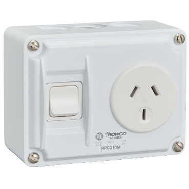 Heavy-duty metal power points / socket outlets IP30