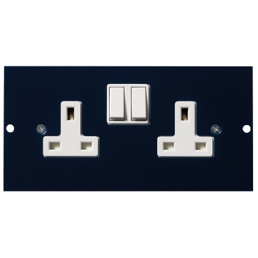 INS55301 - 87 mm mounting plate - twin switched socket-outlet (DE 