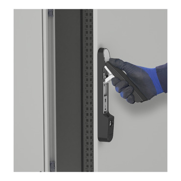 PanelSeT SFN Manipulating the handle - Product Installation