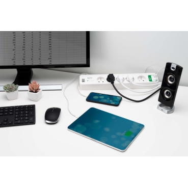 se Image of product in real life situation PM5UFR_HomeOffice