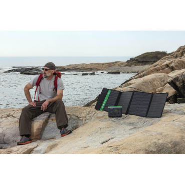 Schneider Electric Image of product in real life situation PPS330_UK_Lifestyle1