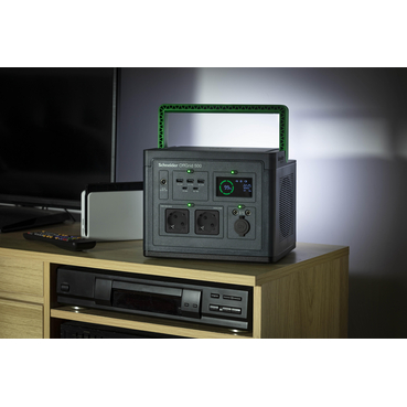 Schneider Electric Image of product in real life situation PPS500_GR_Lifestyle5
