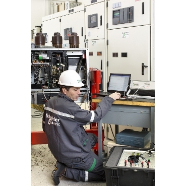 Safeguard the future of your electrical distribution installations with  Services plans to optimize equipment safety and lower your total cost of ownership.
