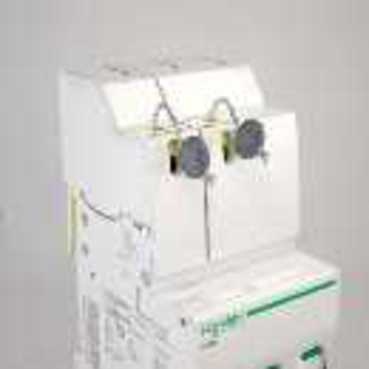 Acti 9 DIN rail MCB sealable terminal shields