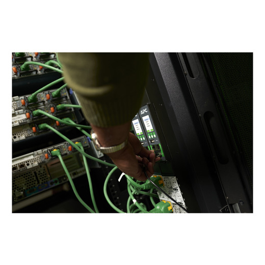 APC NetShelter Rack PDU Advanced, Switched Metered Outlet, 7.4kW, 1Phase, 230V, 32A, 332P6, 40 Outlet