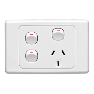 2000 Series, Single Switched Socket With Two Removable Extra Switches Shutter