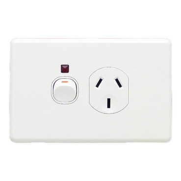 Classic C2000 Series, Single Switch Socket Outlet, Classic, 250V, 10A, Indicator