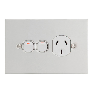 Single Switch Socket Outlet, 250V, 10A, BSL Style, Removable Extra Switch