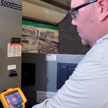 Predictive Maintenance Solutions Schneider Electric Predictive maintenance technologies reduce downtime and improve workplace safety. Having regular access to the current state of the equipment helps to determine when maintenance should be performed.