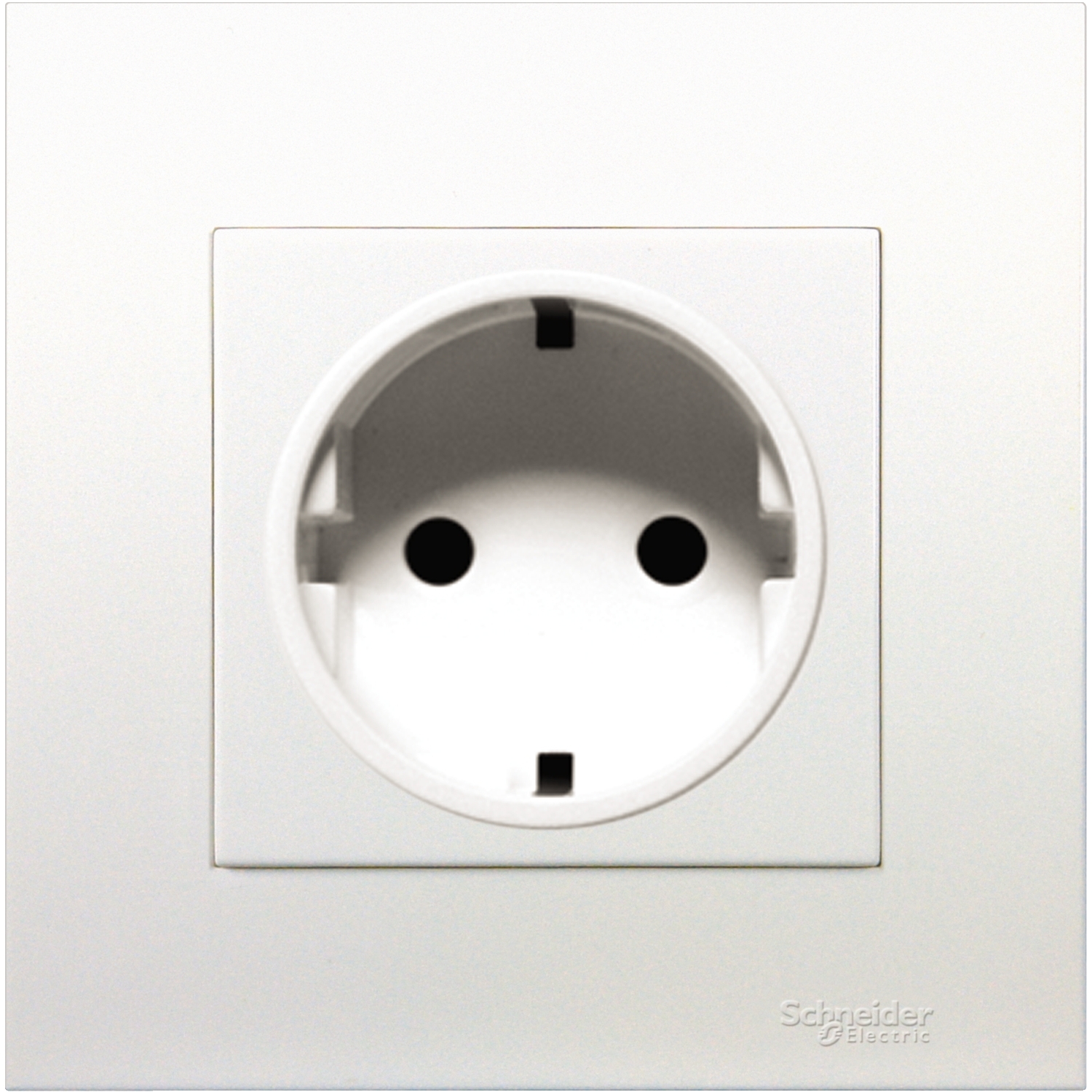 Kb426 16s 16a 250v 1 Gang Schuko Socket With Shutter Schneider Electric Global