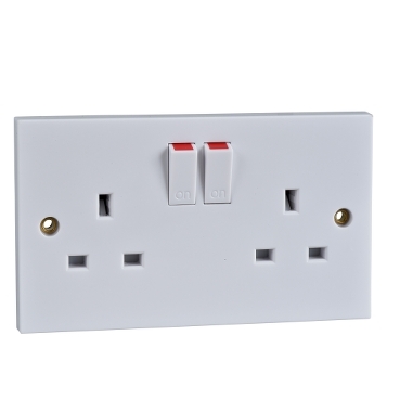Exclusive Schneider Electric White moulded range offers a timeless traditional square-edge profile suitable for both domestic and commercial installations.