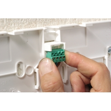 Smart removable connector