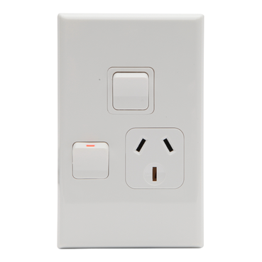 600 Series, Switched Socket, 10A + Switch Vertical 250V