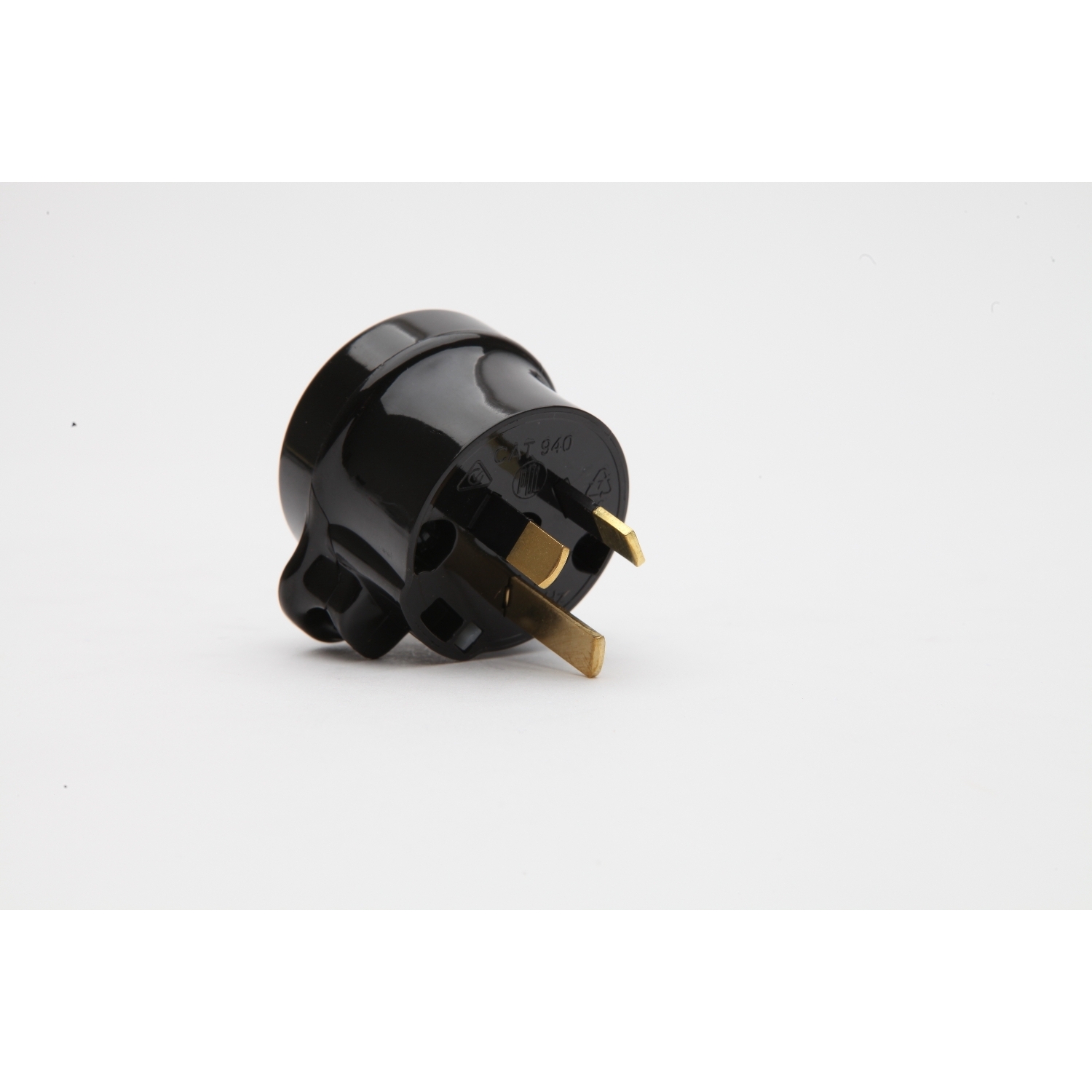 PDL 900 Series - Tapon Plug 10A Side-Entry 3-Pin Rewirable - Black