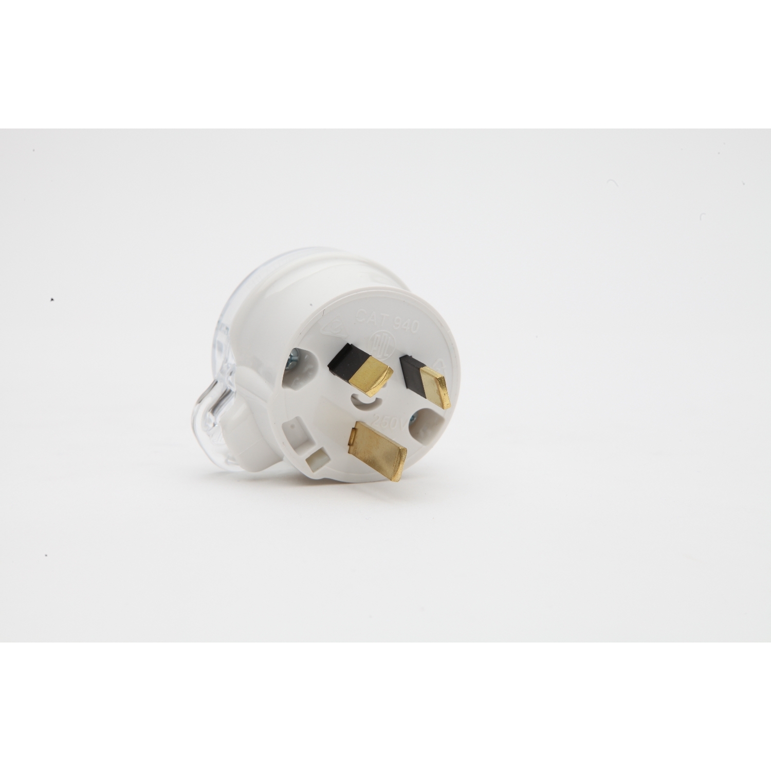 PDL 900 Series - Tapon Plug 10A Side-Entry 3-Pin Rewirable - Transparant