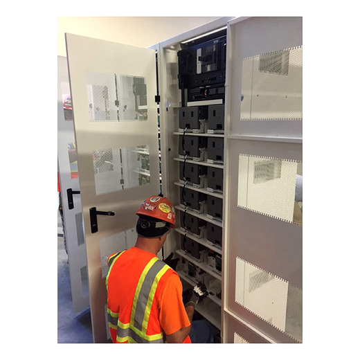 (1) Yr On-Site Warranty Ext for Li-ion Battery (1) Cabinet solution