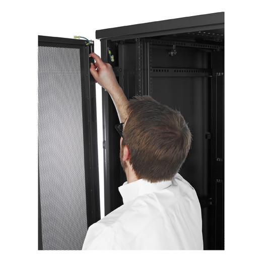 APC NetShelter SV, Server Rack Enclosure, 42U, Black, 2057H x 800W x 1060D mm with Roof, Castors, Feet, 4 Brackets, Bottom and Side Panels