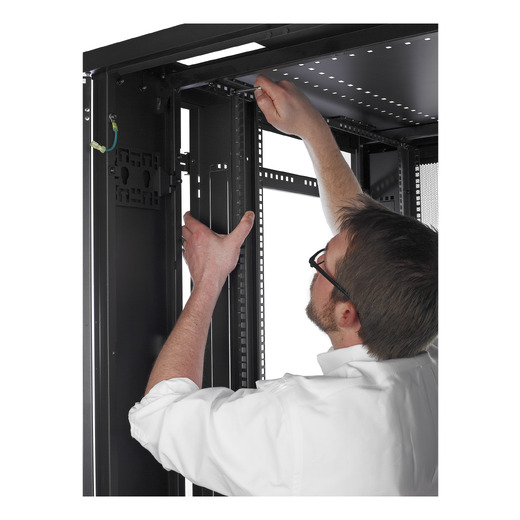 APC NetShelter SV, Server Rack Enclosure, 42U, Black, 2057H x 800W x 1060D mm with Roof, Castors, Feet, 4 Brackets, Bottom and Side Panels