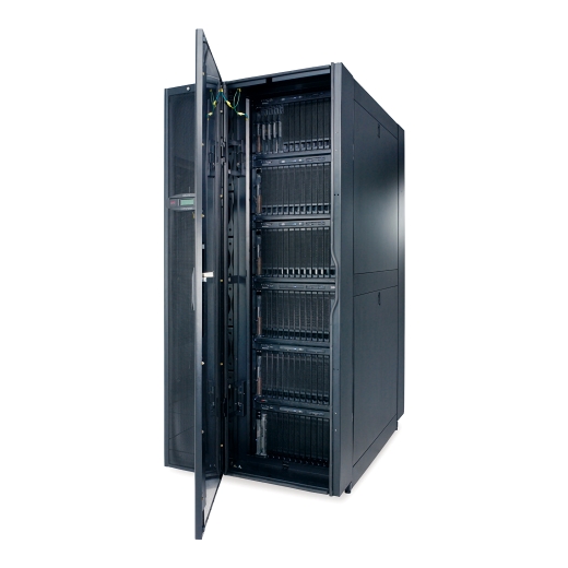 InRow SC System 1 InRow SC, 1 NetShelter SX Rack 600mm, and Rear Containment