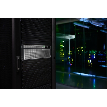 Image of product in real life situation SRTL10KRM4UI_Lifestyle1_Int