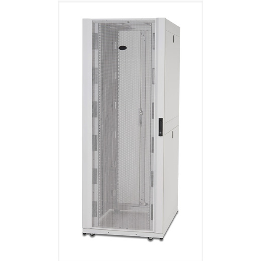 Шкаф NetShelter SX 42U, ширина 800 мм, глубина 1200 мм, с боковыми панелями, цвет серый RAL7035 Вид спереди слева